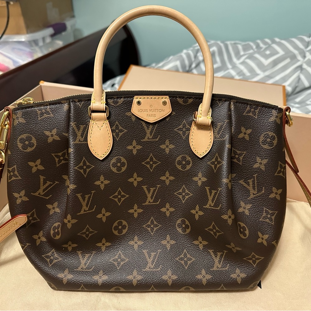 LV pm size